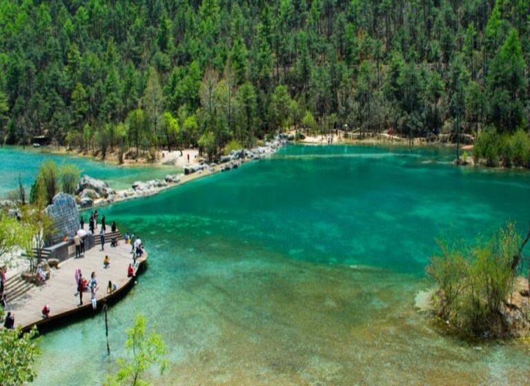 How to travel with paper map