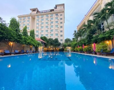 Deluxe Double Room by Classy Hotel