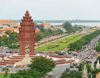 Family Room with Three Single Bed